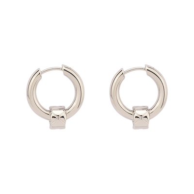 做工精致两种戴法帅酷耳圈