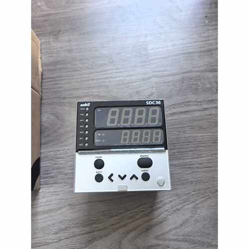 【议价-可维修】AZBIL SDC36 C36TC0UA1000 温控器 /均有货