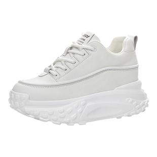 冬天鞋子女加绒2024新款爆款配裙子的百搭内增高运动鞋女士小白鞋