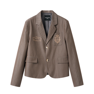 白口阳【贝克街侦探】英伦学院风徽章刺绣短款条纹西装精致男2026