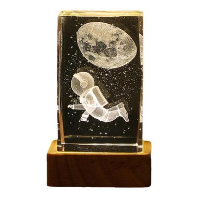 生日礼物女生新年送女友