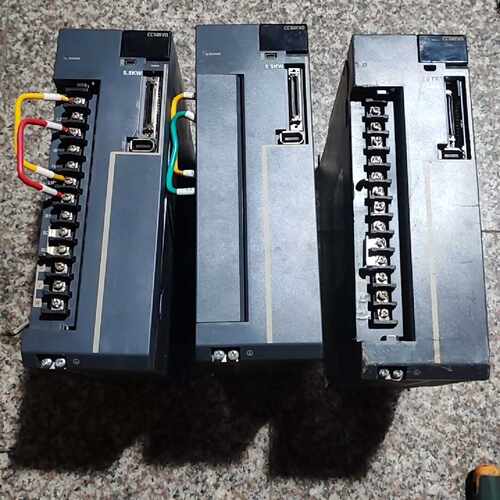 溢价-超川驱动器CC-D8P550A3-A  5.5KW