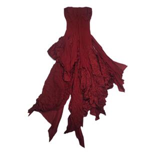 【对版 | elyw*d独家款】暗黑清冷感多层次不规则红色抹胸连衣裙