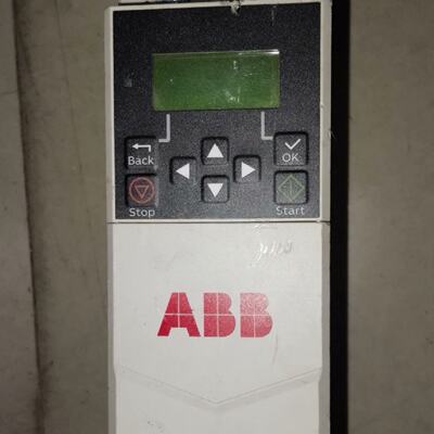 溢价-变频器ACS180-04N-05A6-4 2.2KW