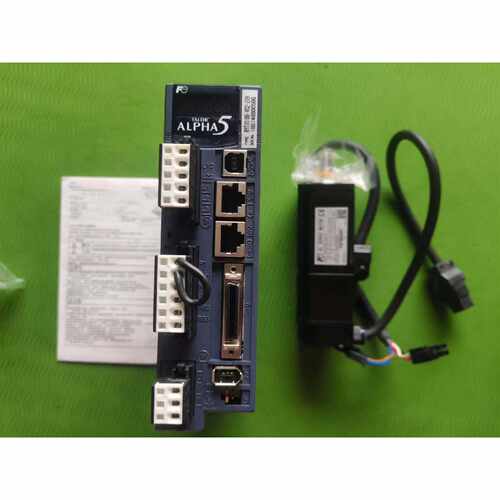 全新日本富士RYT101D5VS2Z19伺服放大器一个，议价商品