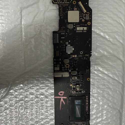 A1466主板 板号820-00165 1.8 8G内存议价