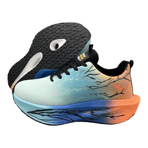 男鞋2026新款秋冬季皮面防水运动鞋青少年学生防滑减震碳板跑步鞋