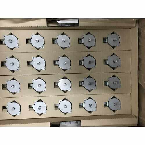 议价步进编码器。PM42L-F48-CEN9.全新原包装。