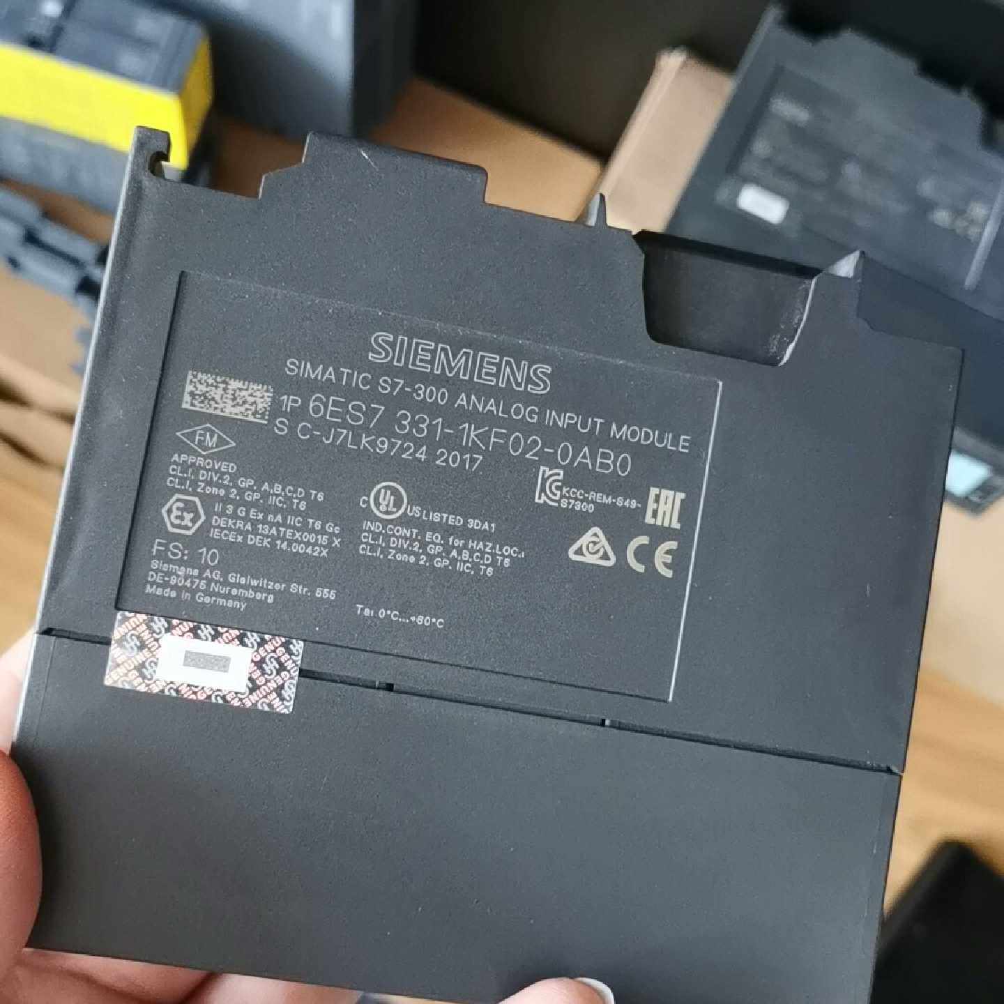 询价6ES7 331-1KF02-0AB0，99新，带 - 实物图