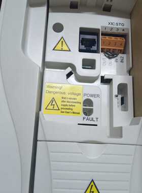 议价ABB三相0.75KW通用微型经济型变频器 ACS355-03E-04A7-2正品