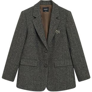 KBNE复古学院风毛呢西装外套女2026春季新款短款休闲通勤羊毛大衣