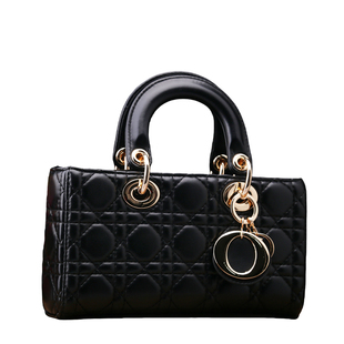 2026正品新款真皮白色菱格女士手提包金属链条戴妃包高级感斜挎包