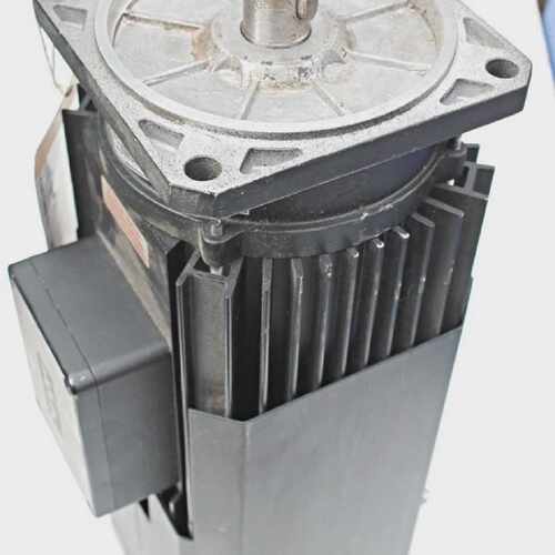 AMK DV7-12-4-I0F - 3000/6000 rpm Servomotor -unused-