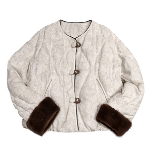 2025冬装新中式复古提花刺绣羽绒服女圆领水貂毛袖口高级感鹅绒服