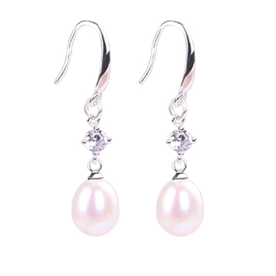 天然珍珠耳环纯银淡水真的