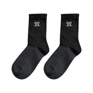 美拉德色系袜子蝴蝶结无骨中筒袜仿羊绒棉袜女纯棉秋冬勃肯鞋搭配