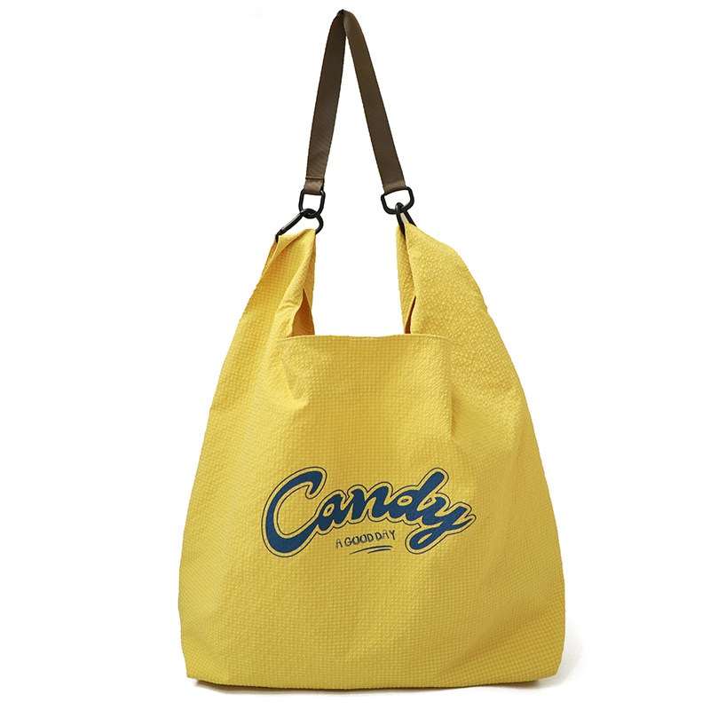 十七家韩系ins慵懒风多巴胺字母印花托特包尼龙轻便可折叠斜跨包