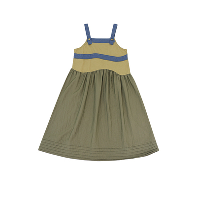 小小大星球女童机能风背带裙