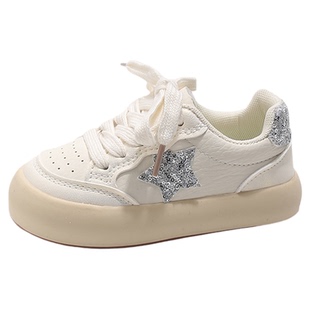女童新潮厚底运动鞋2026新款儿童百搭星星小白鞋休闲低帮亮片板鞋