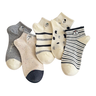 可爱卡通袜子女款冬季2026新款短袜纯棉短筒蝴蝶结ins潮低帮条纹
