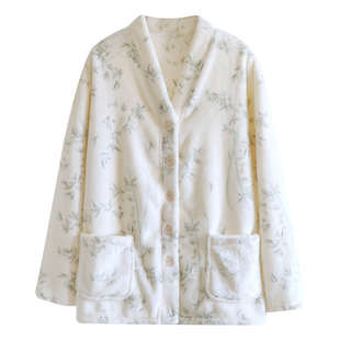 秋冬法兰绒睡衣女加厚加绒保暖家居服珊瑚绒单件上衣宽松大码外穿