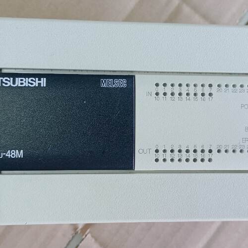 溢价-PLC FX3U-48MT/ES-A  成色