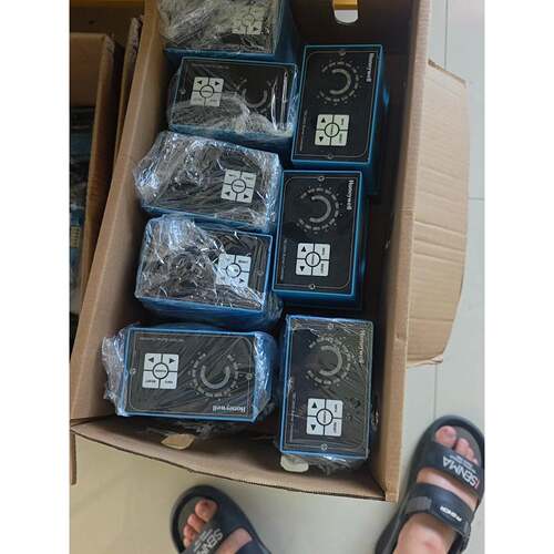 〔议价-可维修〕控制器TBC2800A1000 工程剩 二手均有货