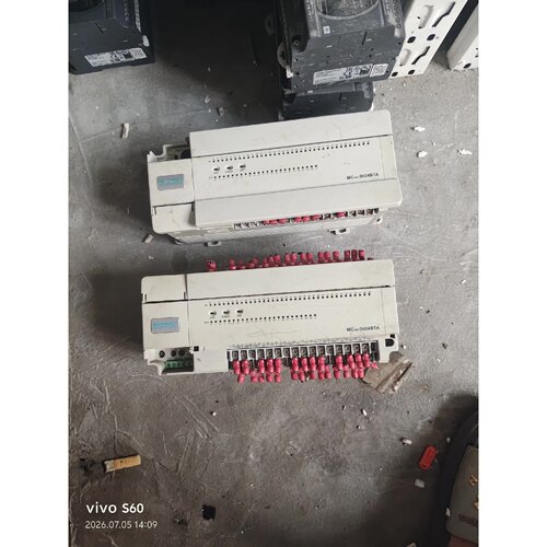 在线议价麦格米特PLC，MC100-3624BTA，拆机件，通电显示