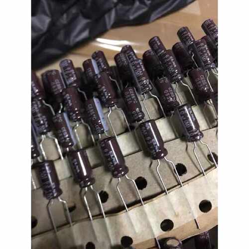 2千个63v10uf伊娜ra3音频电解电容实物图，体积5*1