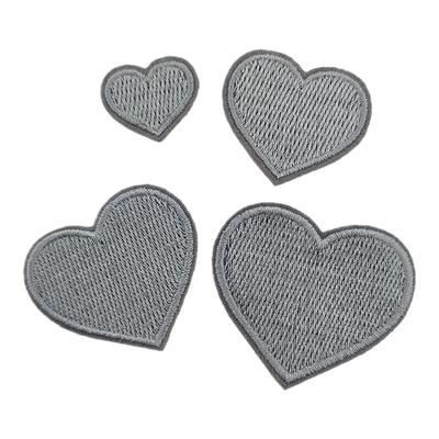 自粘灰色爱心刺绣布贴心形补丁贴