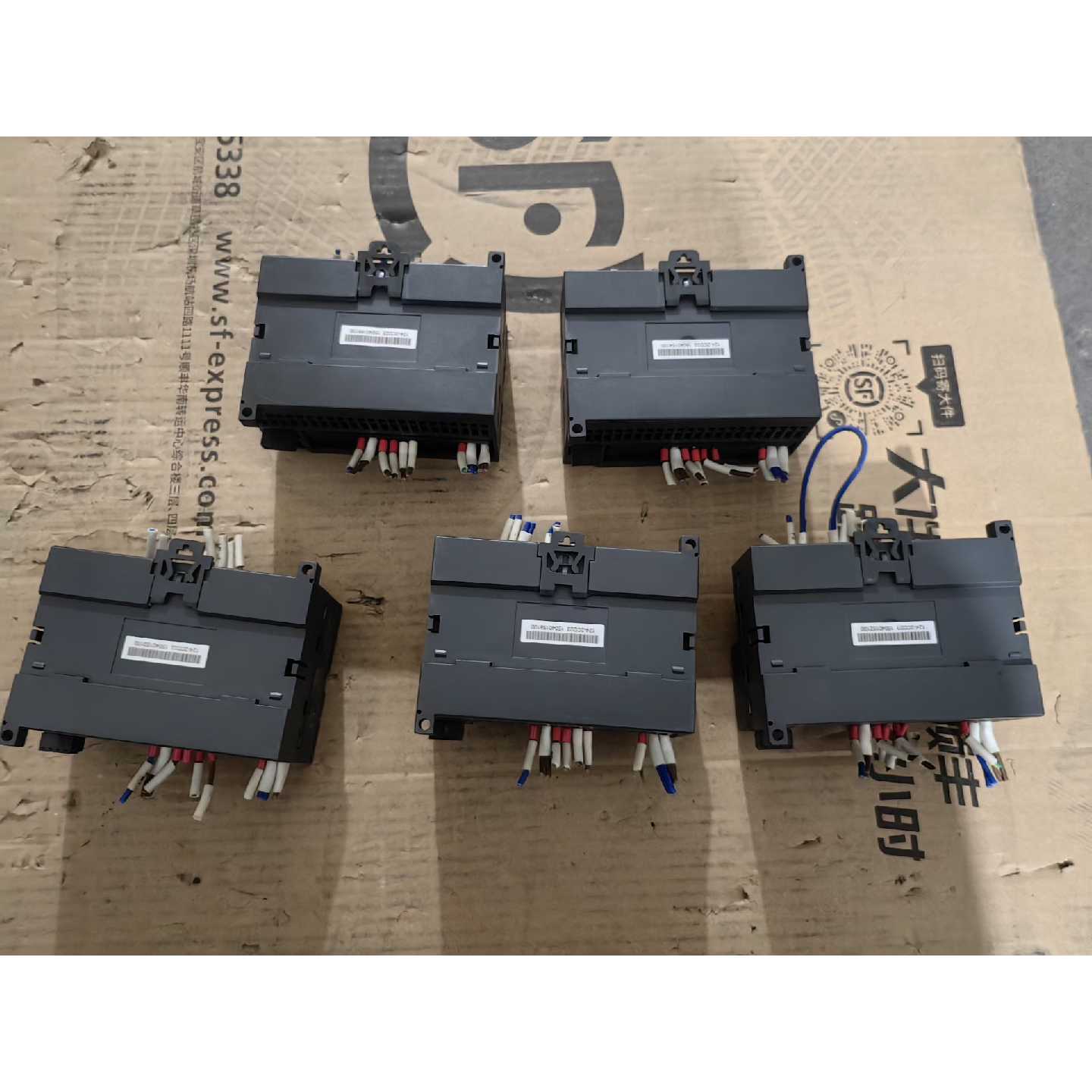 议价拆机依维PLC,UN124-223-0XB0,实物拍摄具