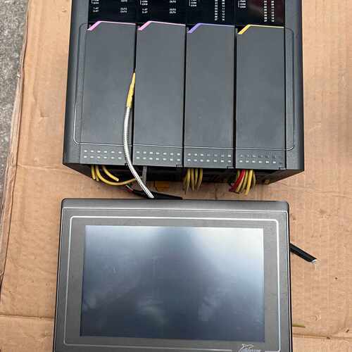 【请询价】日本unioue优易控PLC/UMC1307E031触控屏