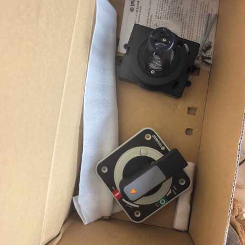 议价原装正品寺崎断路器XE100NS E100-SF 3P XS50NB 断路器操作机