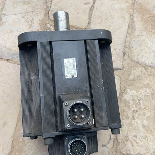 溢价-安川伺服电机SGMGH-44ACA61 4.4KW 200V