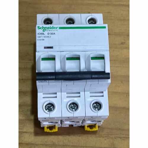 〔议价-可维修〕施耐德 小型断路器 iC65L-D32A 3P 全新均有货