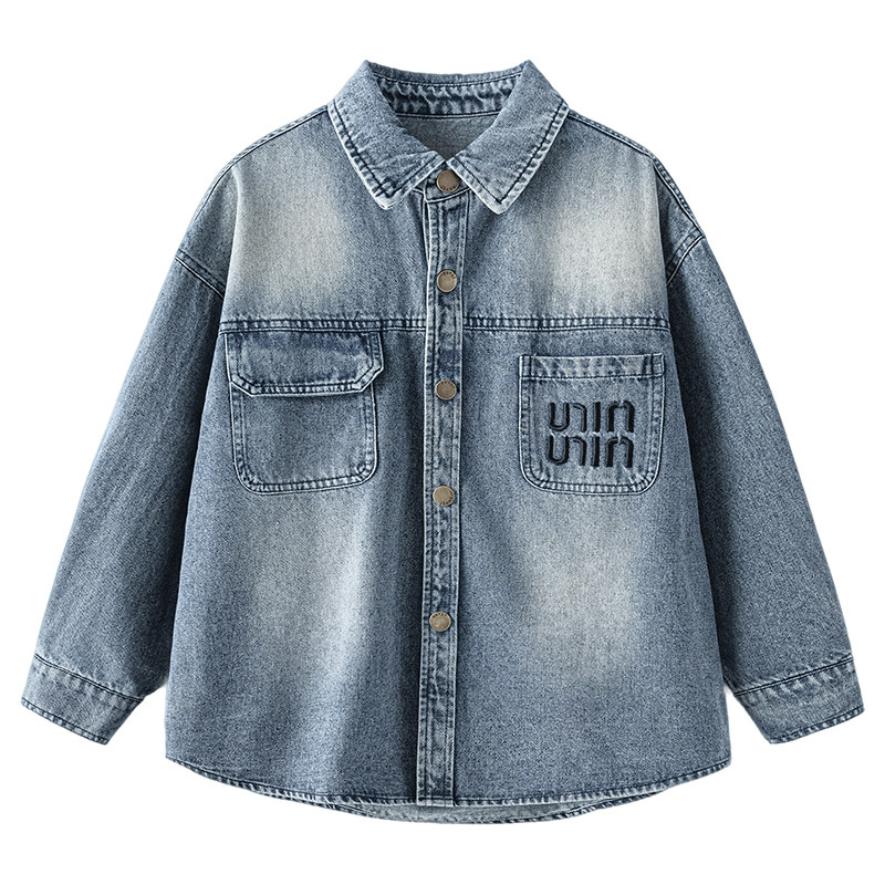 常规春秋季翻领字母牛仔外套百搭