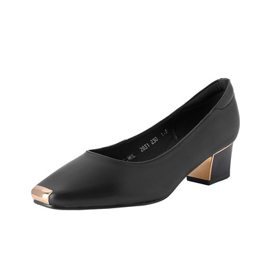 达芙妮浅口百搭单鞋时尚软皮中跟