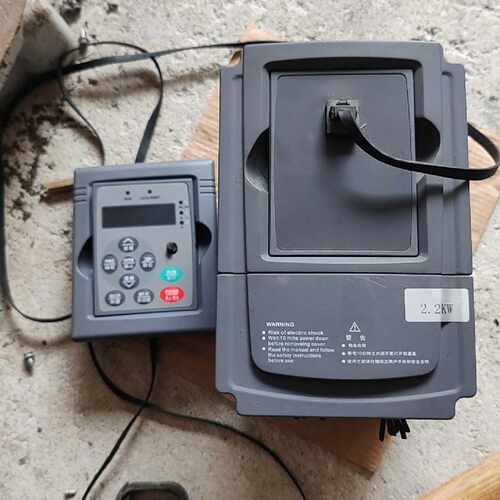 溢价-  变频器CG9000一G2R2/P3R7一T4