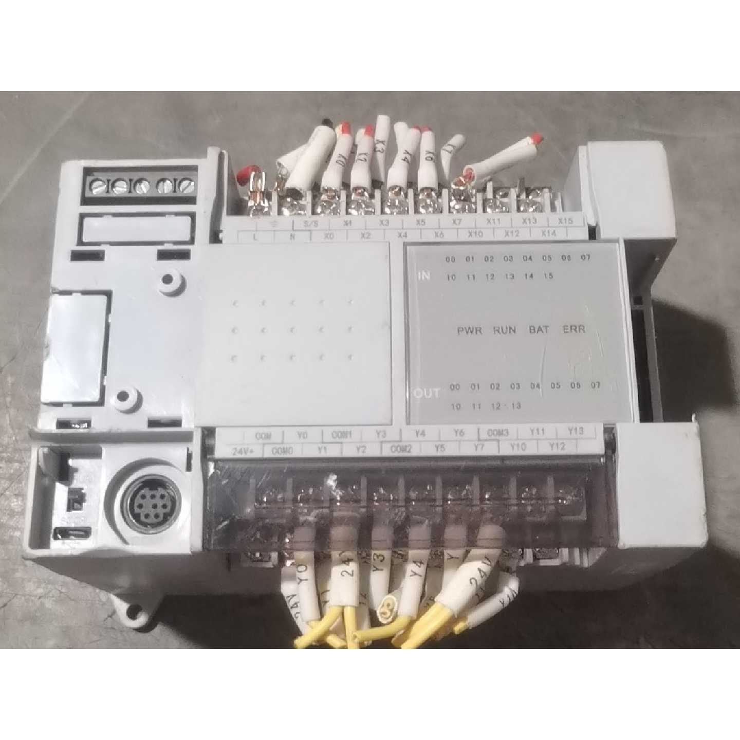 询价下单出售维控PLC控制器，其它元器件