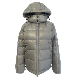 商场同款专柜正品短款冬新款面包轻薄羽绒服连帽90鸭绒外套女