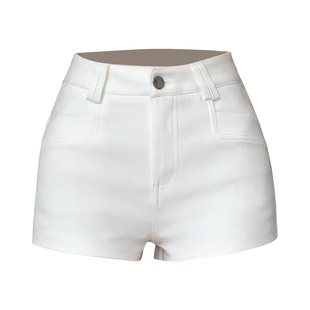 DPLAY【惠品】2025年夏季新款白色短裤女好看修身短款裤子牛仔裤