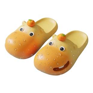 可爱水豚噜噜凉拖鞋女夏季2026新款居家室内卡通浴室防滑厚底拖鞋