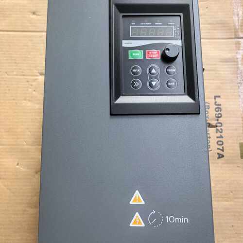 询价-三晶变频器VM1000-4T011GB/015PB，11kw