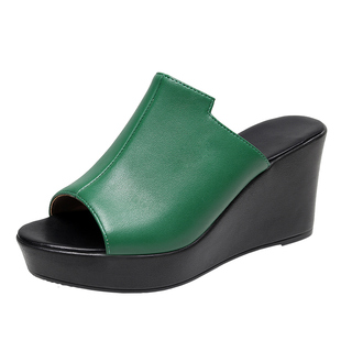 绿色舒适外穿坡跟拖鞋女夏时尚高跟防水台厚底松糕凉拖中跟一字拖