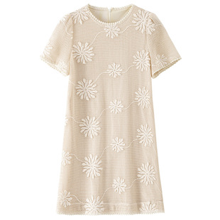 BANANA BABY2025年新款千金风刺绣连衣裙女圆领甜美减龄短裙子