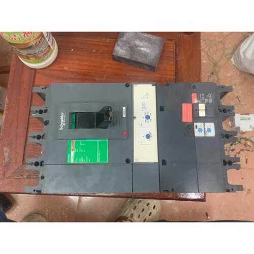 CVS630N，4P漏电保护器，690V，8kV，Ui—议价