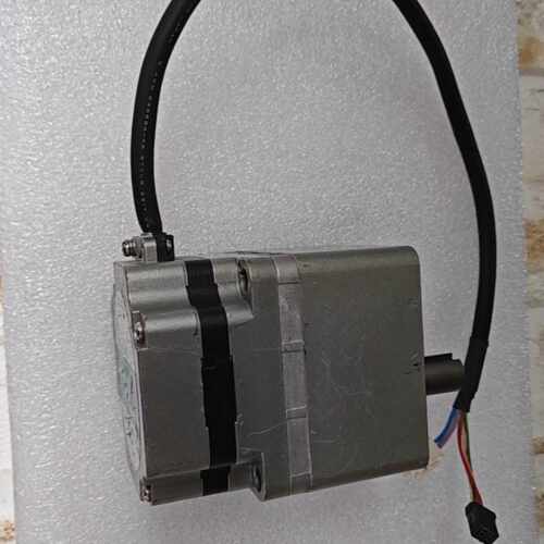 溢价-东方步进电机型号BLM5120-GFV2附带减速机G