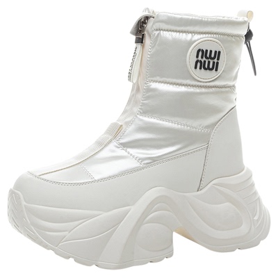 轻便增高9.5cm防水防滑地雪靴