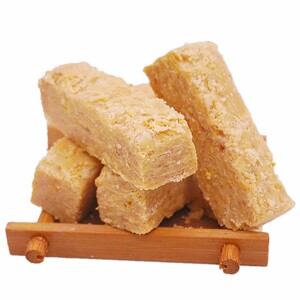 安徽特产传统木锤花生酥糖