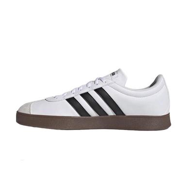 Adidas潮流休闲男款黑白德训板鞋